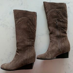 Gorgeous suede boots with cut out details